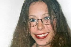 Mulher morre e corpo é encontrado só três anos depois em apartamento
