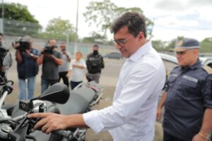 Wilson Lima entrega 68 novas viaturas e mais de 4 mil equipamentos aos profissionais da Segurança Pública