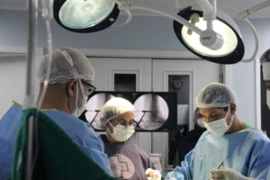 Secretaria de Saúde assina contrato para a realização de cirurgias bariátricas no Hospital Adriano Jorge