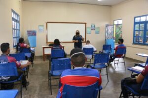 Em Manacapuru, 85 alunos da rede estadual de ensino foram aprovados no vestibular da UEA 2023