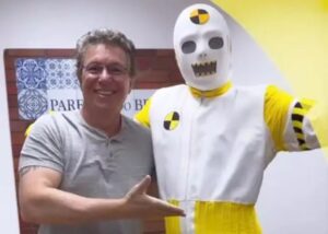 ‘BBB23’: Boninho revela novo visual dos dummies