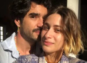 “Não queremos ser exemplo”, diz Caio Blat sobre casamento aberto com atriz