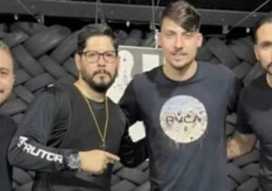 Empresário do filho 04 de Bolsonaro é solto após audiência de custódia