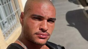 Modelo brasileiro é encontrado morto com saco na cabeça na Itália