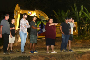 Em cinco dias, Prefeitura de Manaus retira tubos de ferro, amplia drenagem e inicia reaterro da avenida Djalma Batista