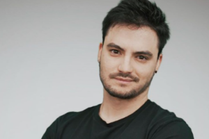 Governo cria grupo de trabalho contra discurso de ódio com Felipe Neto