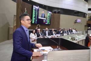 David Almeida destaca avanços na infraestrutura e anuncia grandes obras para 2023 em Manaus