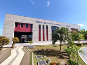 TCE-AM divulga resultado preliminar das provas discursivas de residência jurídica e contábil