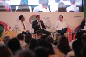 Wilson Lima anuncia Escolas da Floresta e lança Atlas de Acordos de Pesca Regulamentados no Amazonas