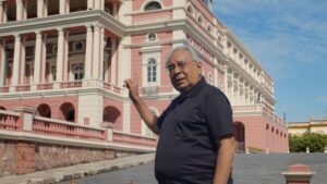 Missa marca um ano da morte do ex-governador Amazonino Mendes