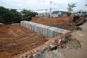 Prefeitura finaliza implantação da primeira linha de tubulação na Djalma Batista