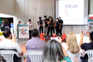 Prefeitura de Manaus prorroga matrículas da Educação de Jovens e Adultos até o dia 28 de fevereiro