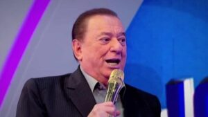 Aos 85 anos, Raul Gil é internado em hospital de São Paulo