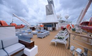 Manaus recebe transatlântico com mais de 1,7 mil turistas nesta sexta-feira