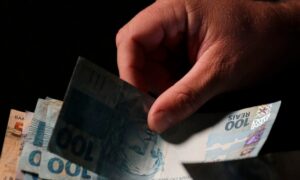Renegociação de dívidas da faixa 2 do Desenrola Brasil começa nesta segunda-feira