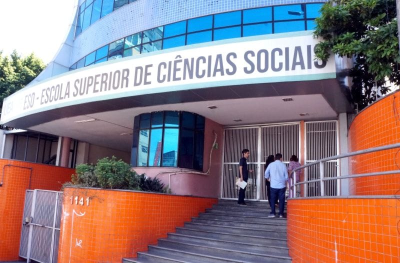 escola superior de ciencias sociais