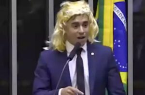 MP denuncia Nikolas Ferreira por transfobia ao divulgar vídeo sobre estudante trans