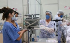 Estudo estima 17 mil mortes por tratamento de covid-19 com cloroquina