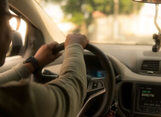 Fazenda analisa mudanças em crédito a motoristas de aplicativos uber motorista de app
