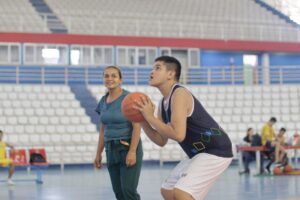 Programa +Pelci contribui para desenvolvimento de criança autista por meio do esporte