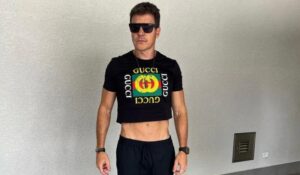 Rodrigo Faro posta foto usando cropped e divide opiniões de seguidores