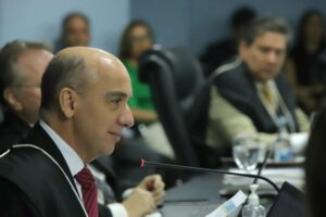 TCE-AM determina que ex prefeito de Manaquiri devolva R$ 62,9 mil aos cofres públicos