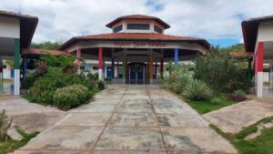 Aluno do 9º ano deixa duas crianças feridas durante ataque em escola no Ceará