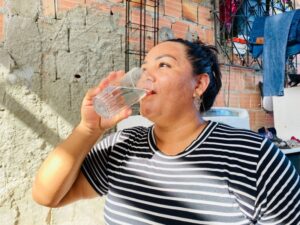Moradores da zona Leste têm vida transformada após chegada da água em comunidade vulnerável
