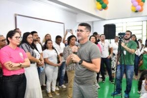 Prefeitura de Manaus reajusta Função Especial do Magistério e a equiparação do valor de secretário escolar