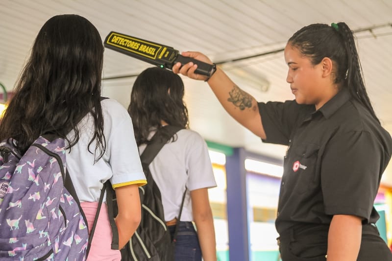 detectores de metais escola manaus