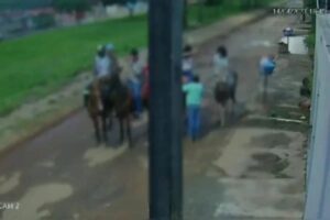 Menina de 14 anos é vítima de estupro coletivo de colegas em Goiás