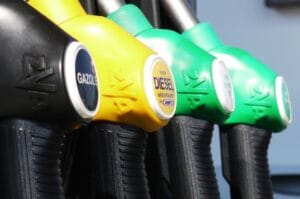 Preço da gasolina e do diesel sobem nesta quinta com novo ICMS