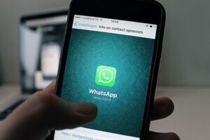 Justiça condena Facebook a indenizar homem que teve WhatsApp clonado