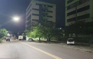 Ageman notifica e concessionária faz reparos na iluminação pública do entorno da UEA