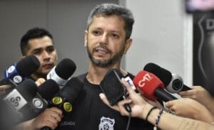 ‘Há outras vítimas’, diz delegado sobre dupla que extorquia e ameaçava divulgar fotos íntimas
