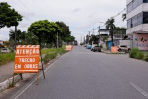 Rua Barão do Rio Negro é interditada para iniciar construção de complexo viário na avenida das Torres
