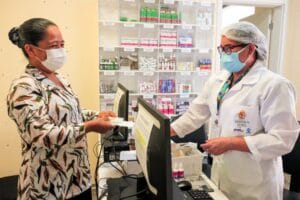 Em Manaus, prefeitura alerta para uso racional de medicamentos
