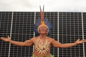 Comunidades indígenas e ribeirinhas comemoram recebimento de kits de placas solares para alavancar turismo
