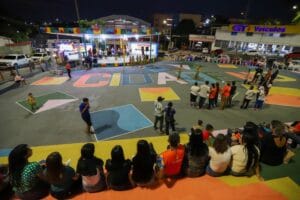 Anfiteatro da praça de alimentação da Cidade Nova é entregue totalmente revitalizado