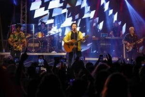 Público se encanta com inauguração da Casa de Praia Zezinho Corrêa e se emociona com shows