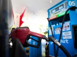 Petrobras anuncia redução de R$ 0,30 no preço do diesel