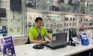 Em Manaus, Info Store abre vagas de trabalho na área comercial e para Jovem Aprendiz