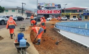 Obra de revitalização da rotatória do Mindu deve ser finalizada em 20 dias