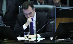 Pacheco propõe marco regulatório para IA escrito por especialistas