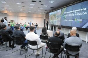 Termo de cooperação técnica que permite acelerar respostas às emergências é assinado pela SSP-AM e Uber