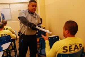 Reeducandos de Manaus realizam exame supletivo nas penitenciárias: ‘Só tenho a agradecer pela oportunidade’