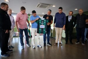 David Almeida anuncia apoio para clubes amazonenses que disputam a Série C do Campeonato Brasileiro