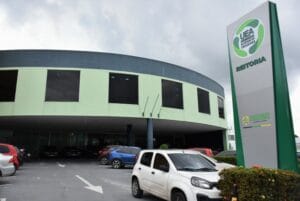 UEA divulga edital de notificação a alunos de graduação com risco de desligamento