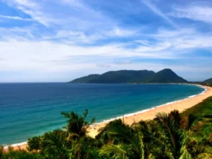 Embarque em 2023: voos de Manaus/Florianópolis por R$ 406 e para Fortaleza a R$ 598, ida e volta