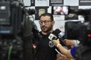 Trabalhador que foi sequestrado em Manaus, foi agredido com chutes, tapas e coronhadas